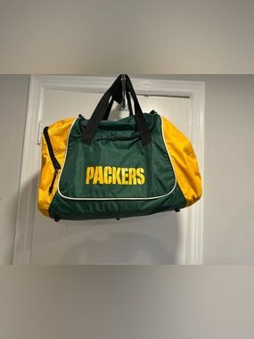VTG Y2K Green Bay Packers Reebok duffel Gym bag Yellow Green Logo NFL Football.